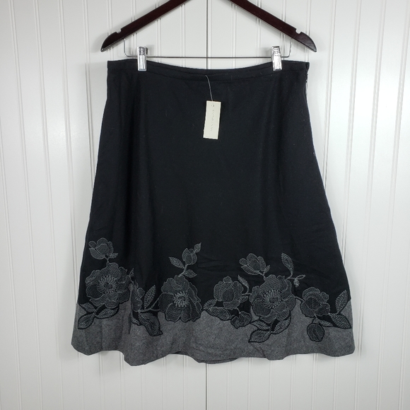 Ann Taylor Dresses & Skirts - NWT ANN TAYLOR embroidered skirt size 12